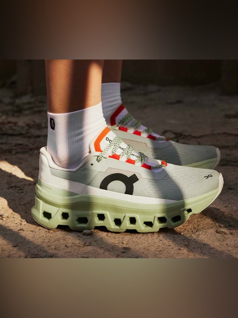 On Cloudmonster - Glacier/Meadow